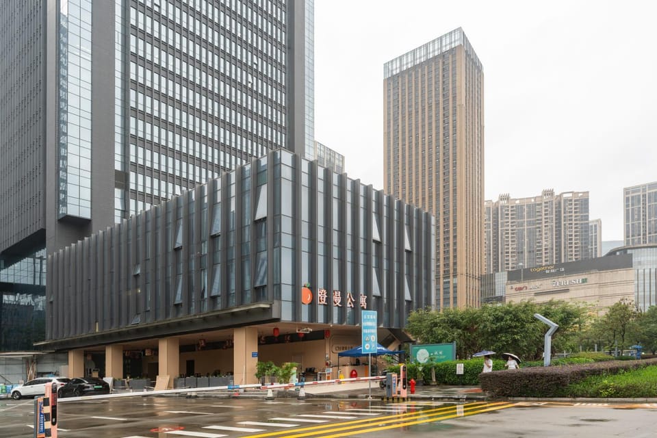 Property building, Neighbourhood, City view, Street view, Location