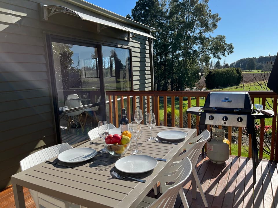 BBQ facilities, View (from property/room), Balcony/Terrace