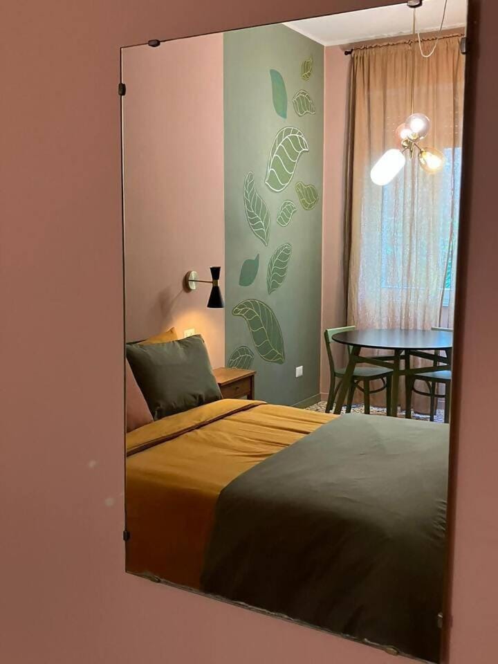 Vintage Home |5 fermate Duomo Apartment in Milan