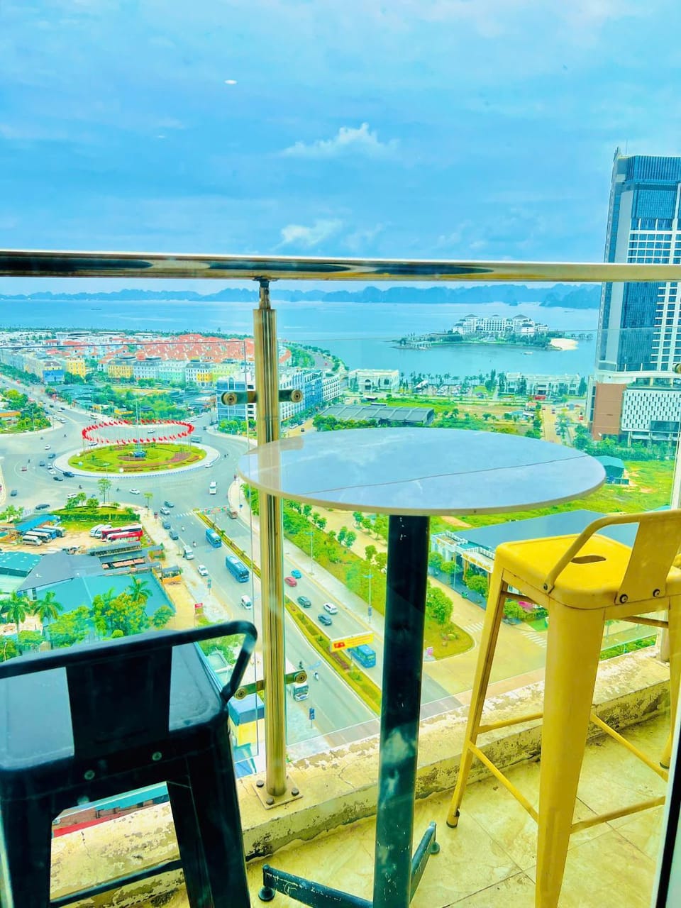 Day, Natural landscape, View (from property/room), Seating area, City view, Landmark view, Sea view