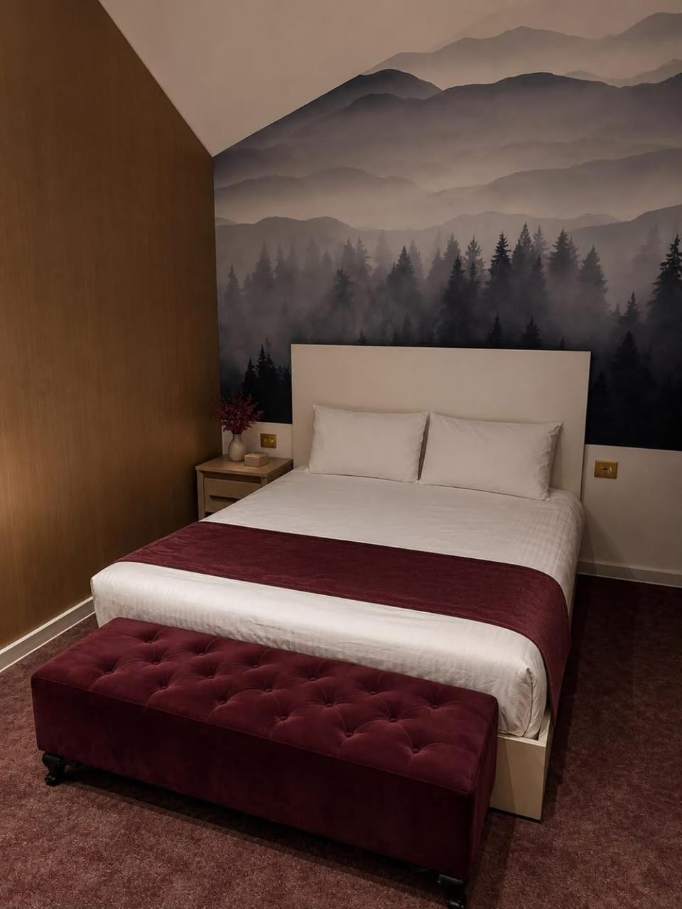 Bed, Photo of the whole room, Bedroom
