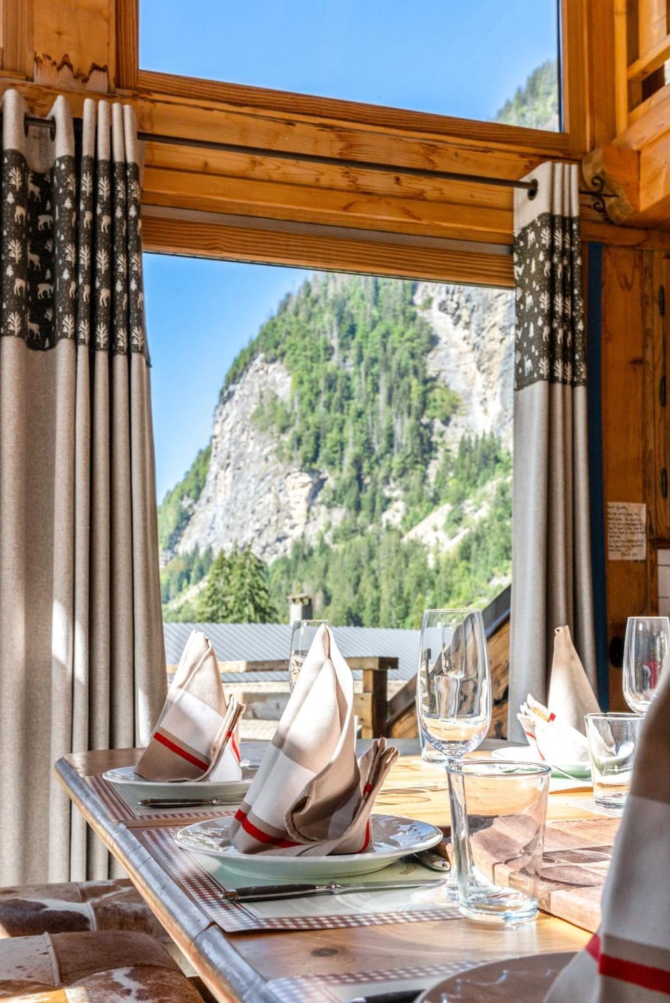 Large Mountain Chalet with Hot Tub Sleeps 19 Chalet in Montriond