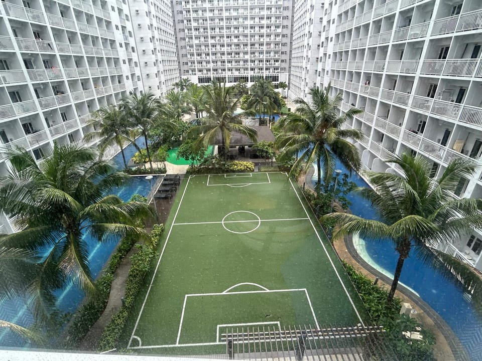 SHORE RESIDENCES WALKING DISTANCE TO MALL OF ASIA and NEAR MANILA AIRPORT Apartment hotel in Pasay