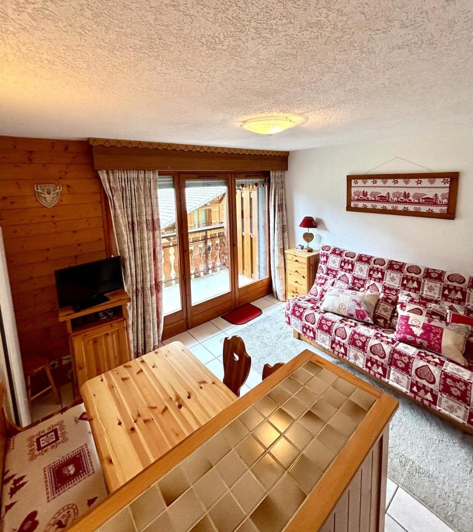 Cozy studio with mountain view Apartment in Châtel