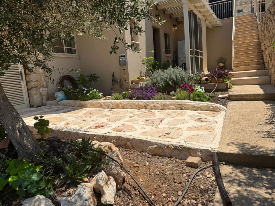 Property building, Garden, Inner courtyard view
