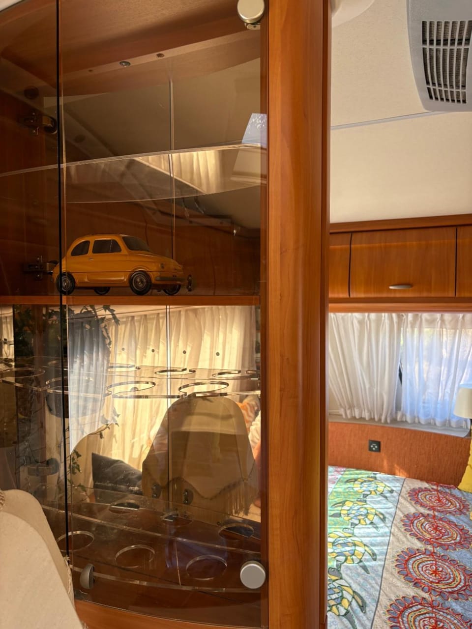 Clementine the Caravan Luxury tent in Sardinia