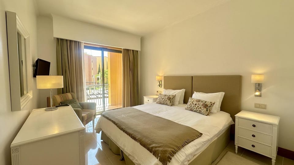Vilamoura Residences - Pools - Gym - 6 Pax Apartment in Olhos de Água