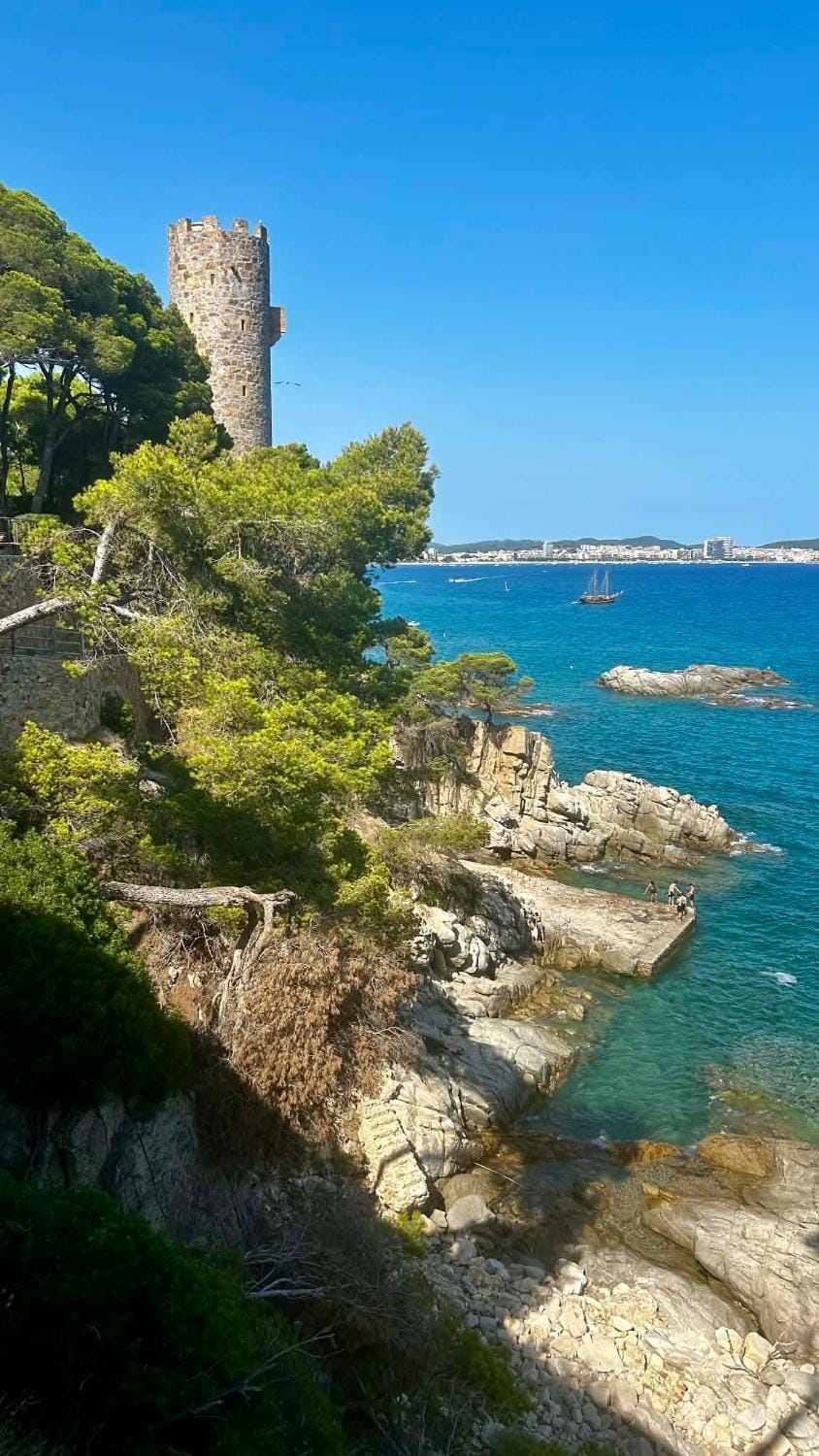Appartement au centre de Palamos à 400m de la plage Apartment in Palamós