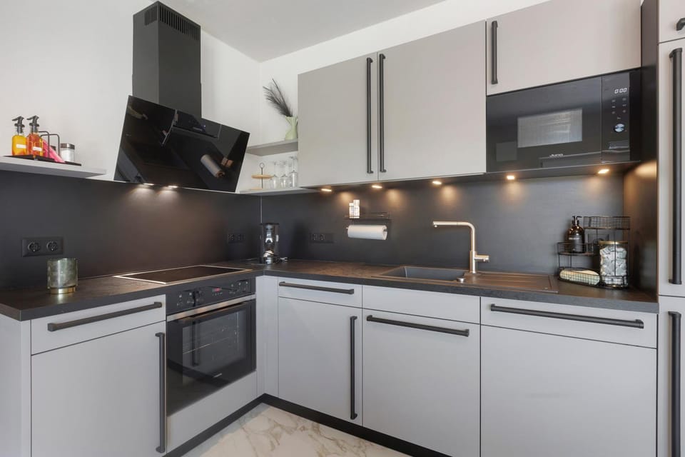 Kitchen or kitchenette, Living room