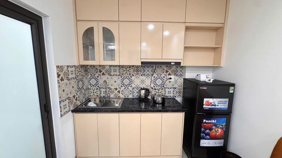 Coffee/tea facilities, Kitchen or kitchenette, minibar, oven, pet friendly, stove, toaster