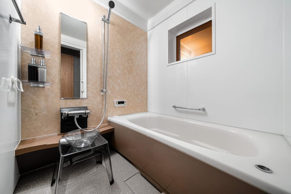 Bathroom, Bath