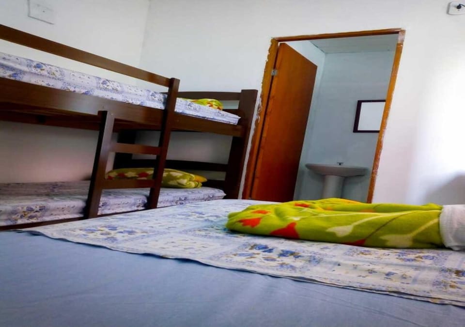 Bed, Day, Summer, Bathroom, Photo of the whole room, Decorative detail, Bedroom, On site, Area and facilities, bunk bed
