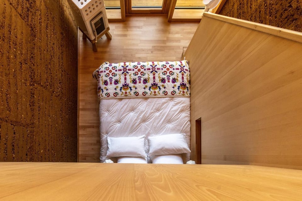 Eco-lodge et SPA - AIR - Domaine Les Safranières Nature lodge in Occitanie