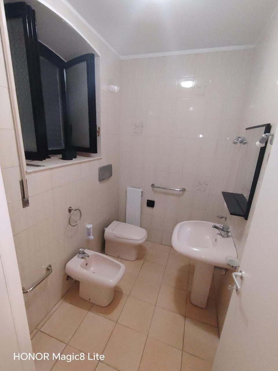 Bathroom, Living room