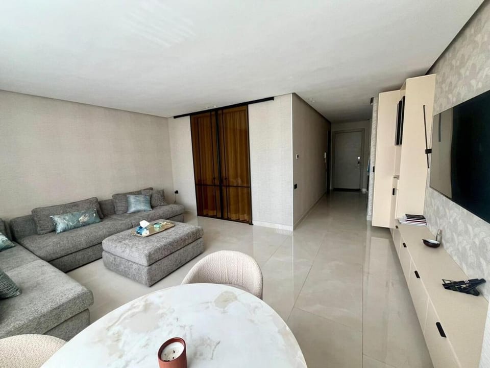 Cozy Ocean View Apartment in Casablanca