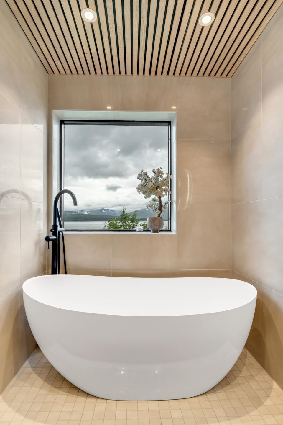 Villa Fløylia - Luxurious with Sauna & Sea View Villa in Troms Og Finnmark