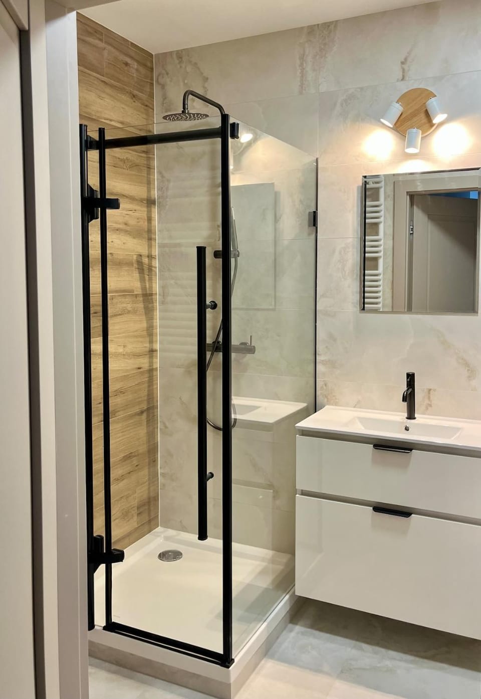 Shower, Bathroom
