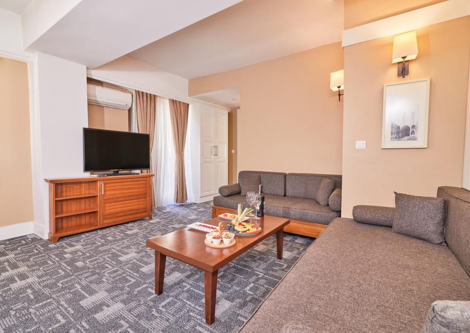 Photo of the whole room