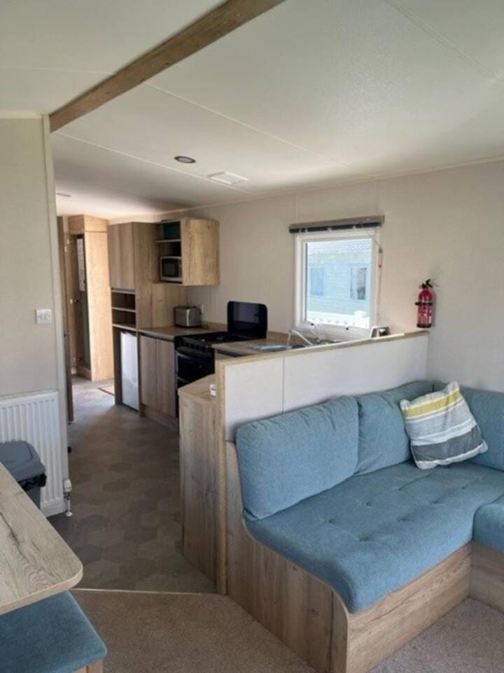 97 Nautical Cove – Family Escape Sleeps 8 Campground/ 
RV Resort in Minehead