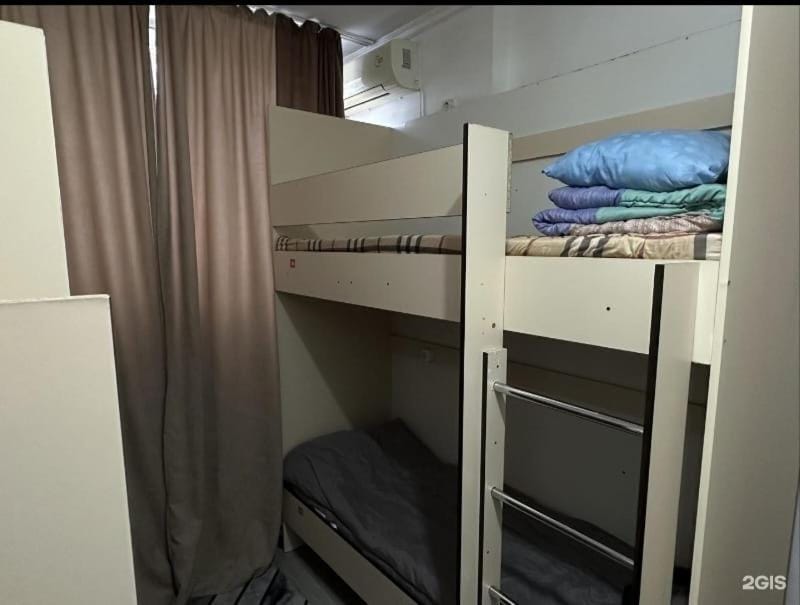 Photo of the whole room, Bedroom, bunk bed