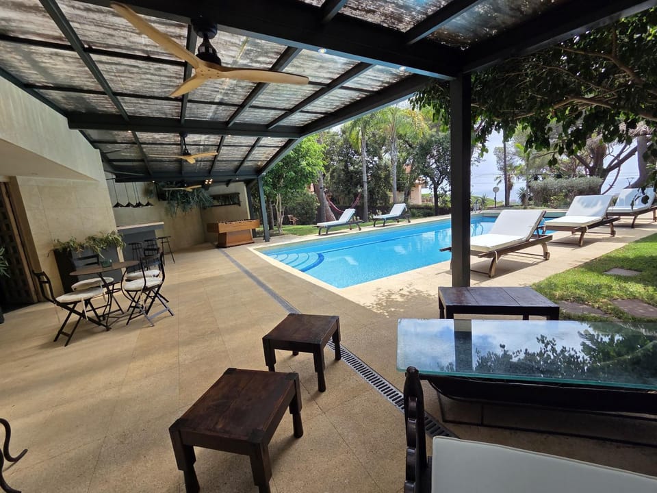 HomeHolidaysRentals Darien - Costa Barcelona Villa in Maresme
