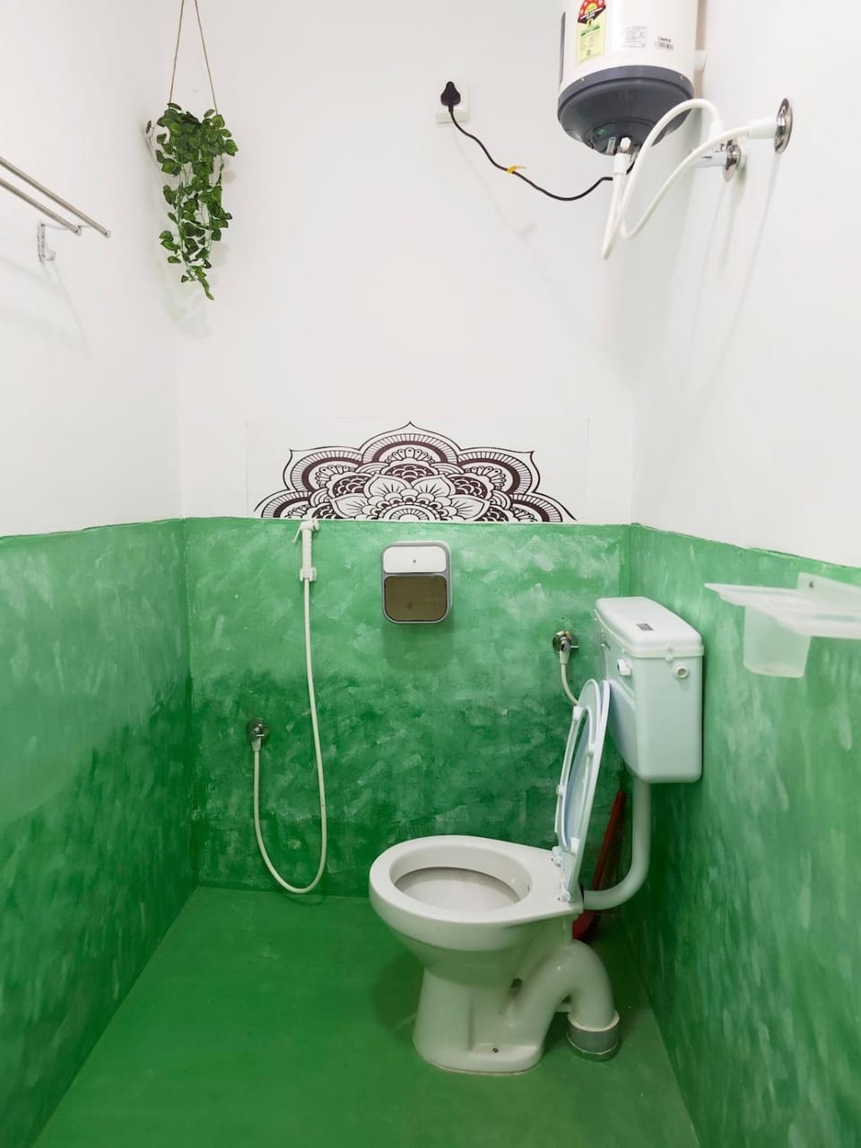 Romantic 1BHK Pvt terrace 400 mts Sunrise beach - CELES House in Puducherry