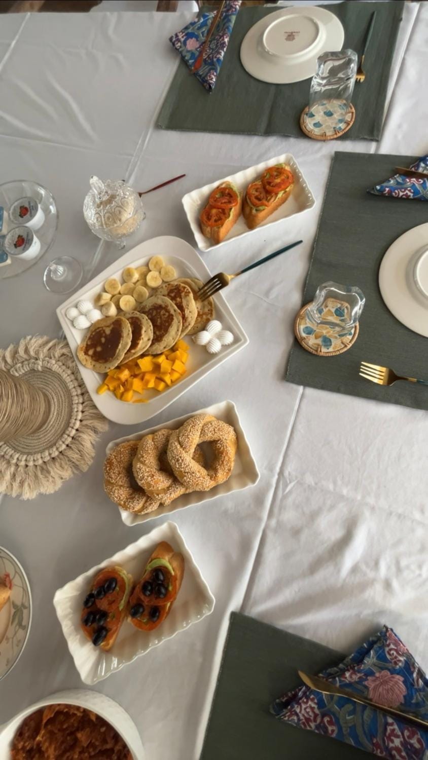 Food and drinks, Food, Breakfast