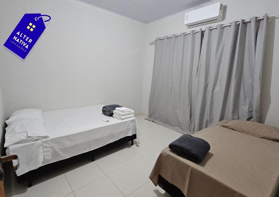 Bed, Photo of the whole room, Bedroom, towels, air conditioner