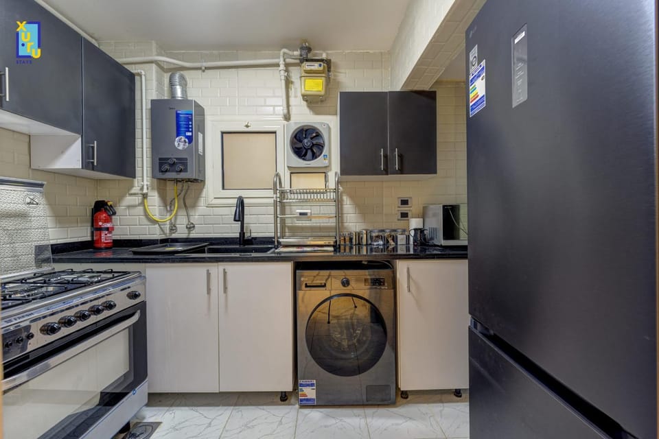 Serene & Spacey 2BDR Apt 5 Min To Airport Apartment in New Cairo City