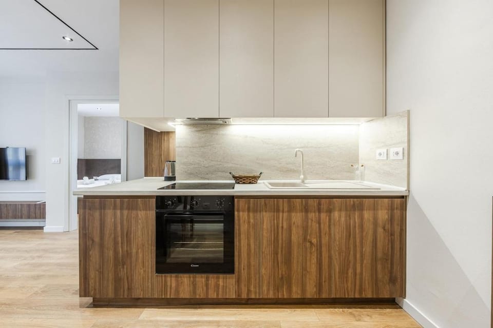 Metropolitan Living 1BR City Apartment by PikHost Apartment in Tirana
