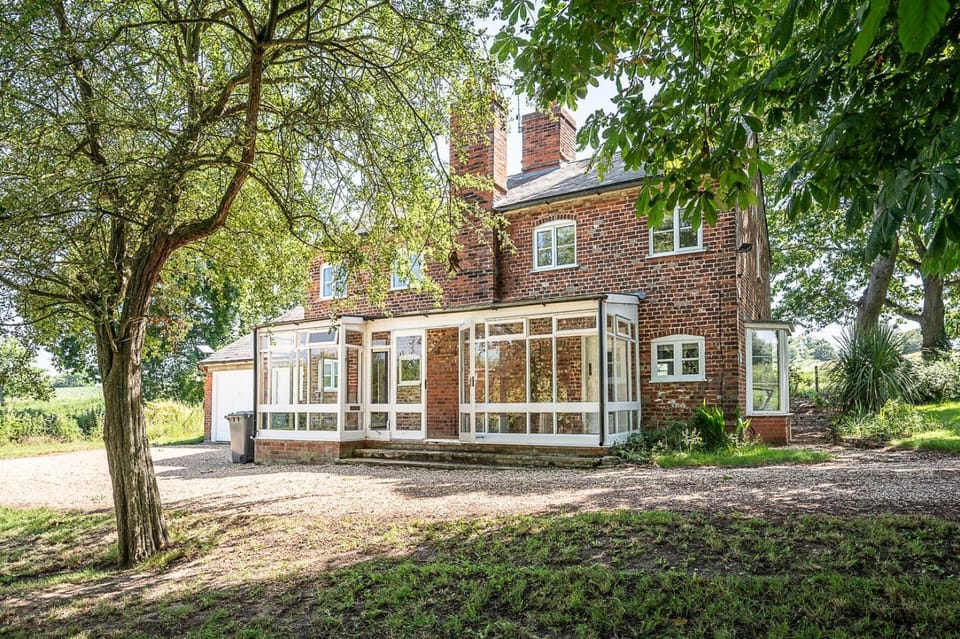 Drift Cottage, Rendlesham House in Mid Suffolk District
