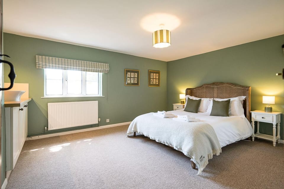 Drift Cottage, Rendlesham House in Mid Suffolk District