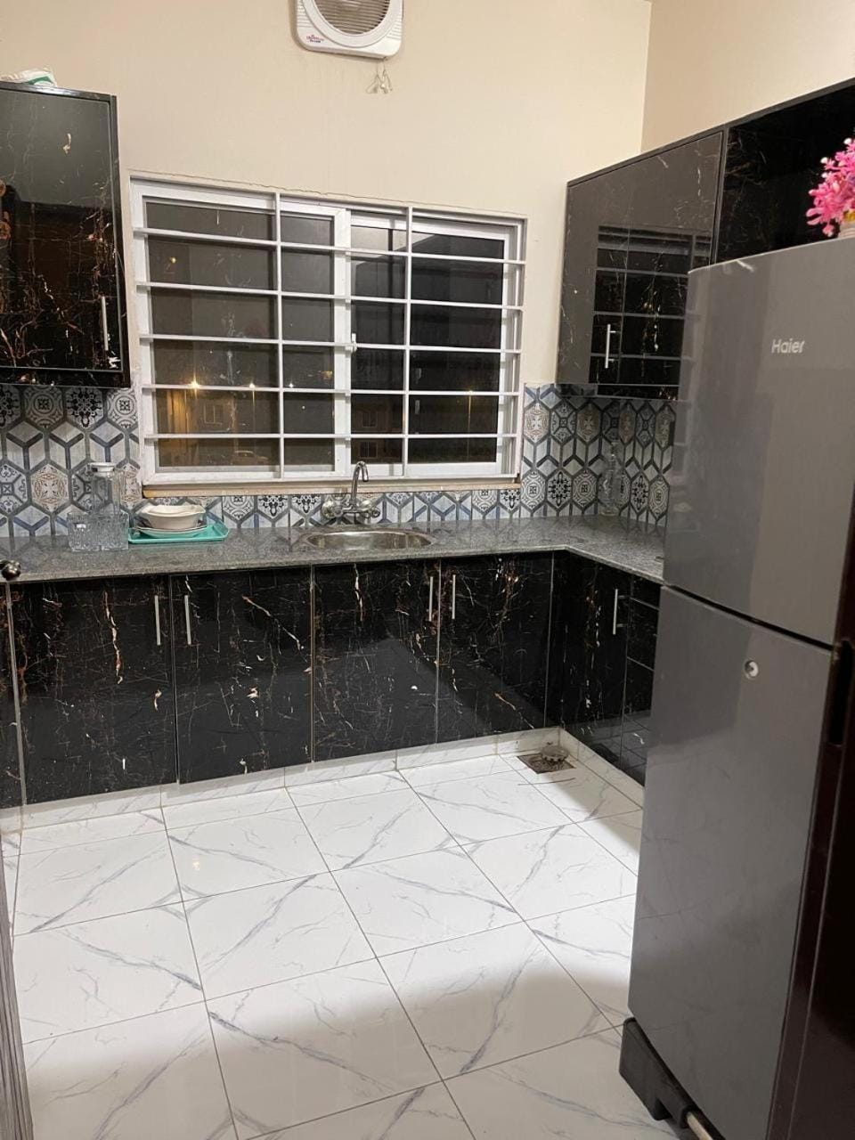 Peace Apartment Apartment in Lahore