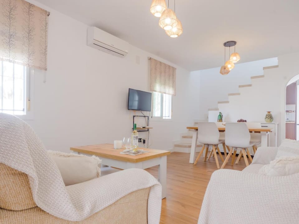 Living room, air conditioner