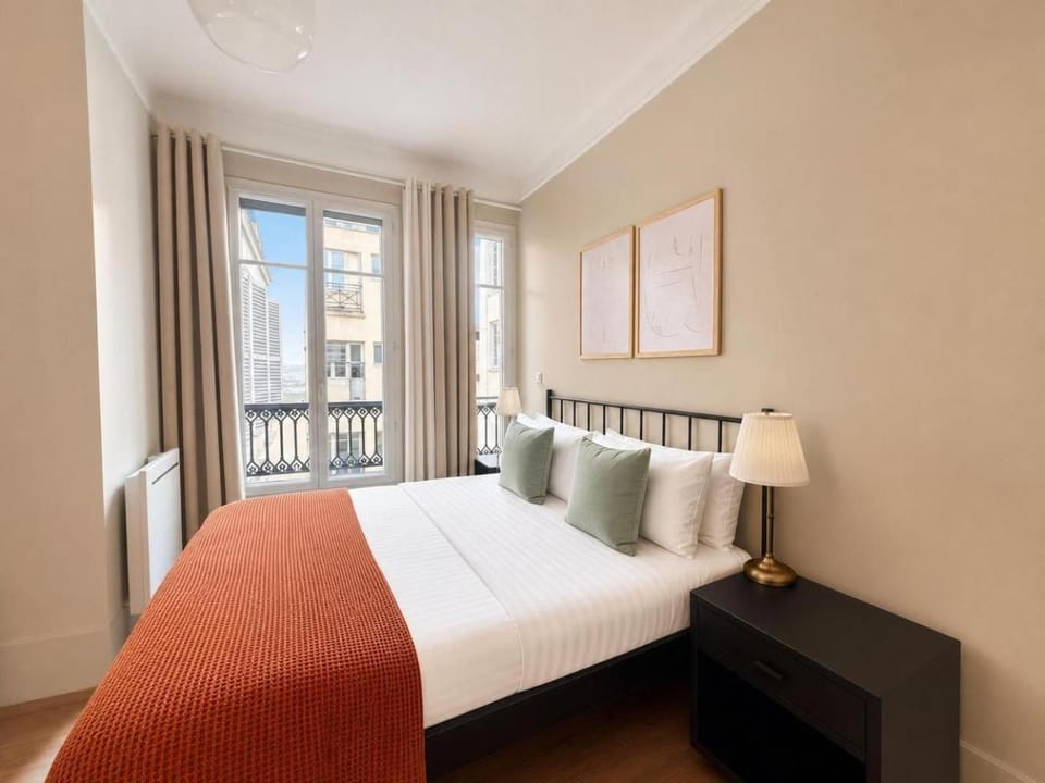 Cozy Studio Apartment Near Montmartre & Pigalle Apartment in Paris