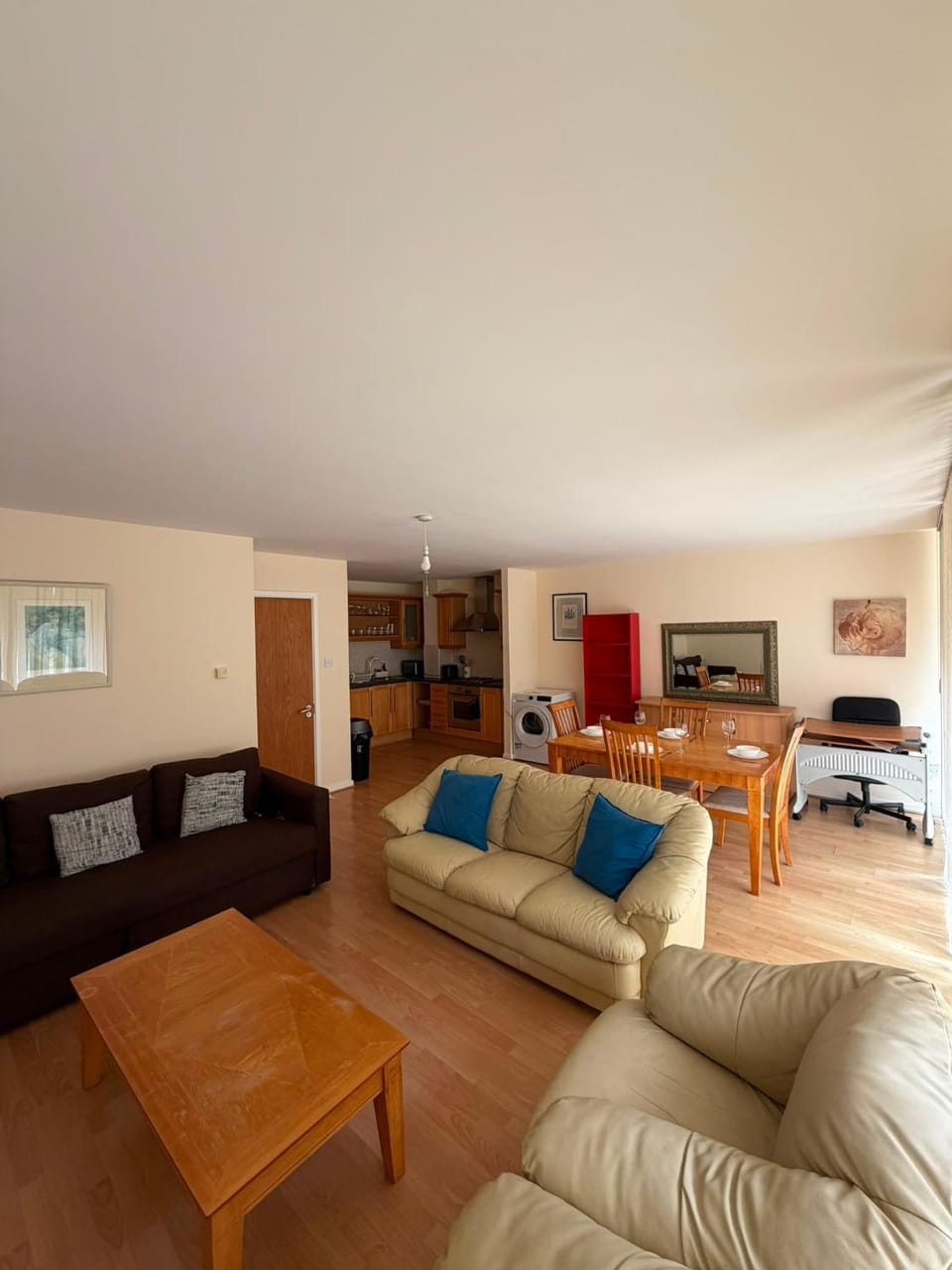 Kitchen or kitchenette, Living room, Dining area