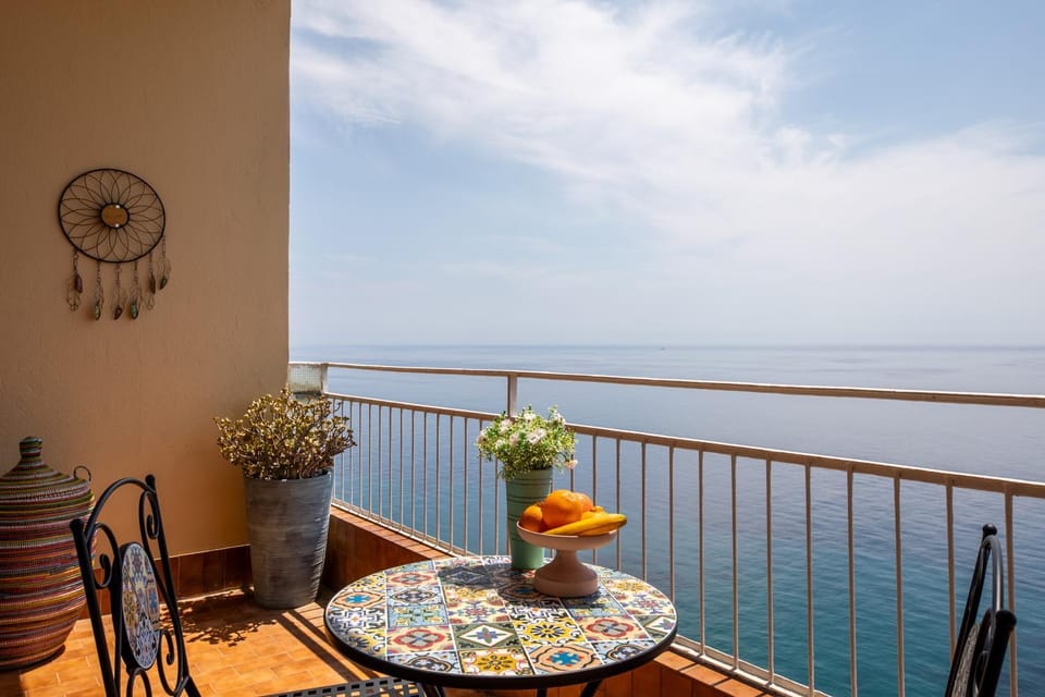 Day, Natural landscape, View (from property/room), Balcony/Terrace, Sea view