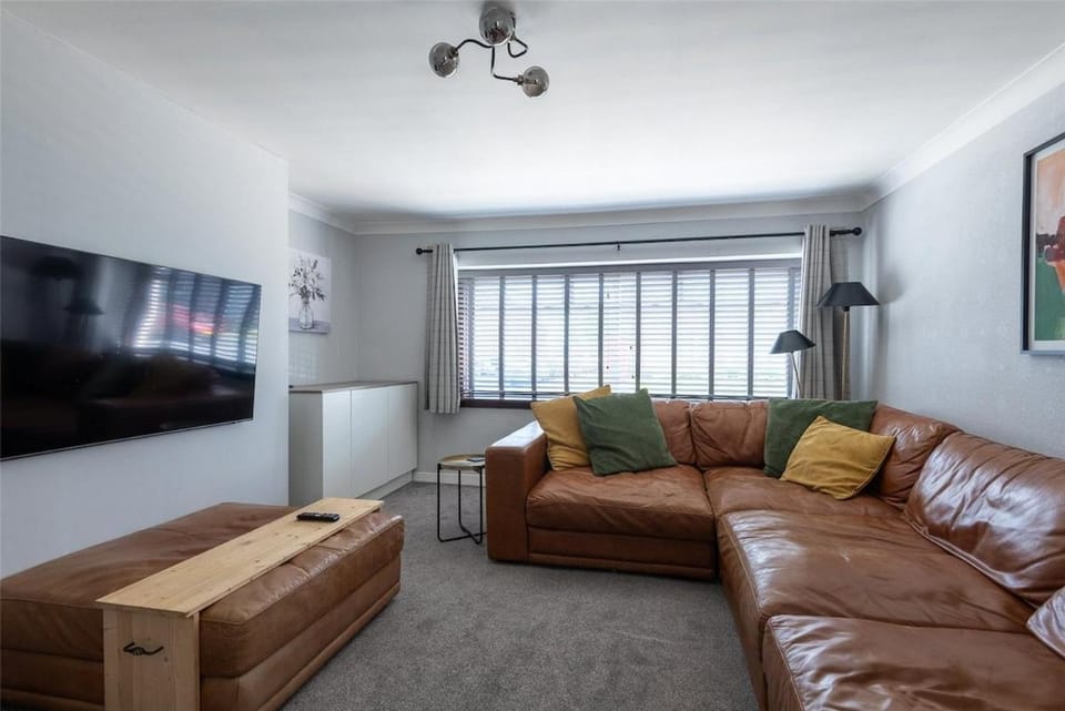 Broughty Ferry Cottage - 2 bedrooms - By the River Apartment in Dundee