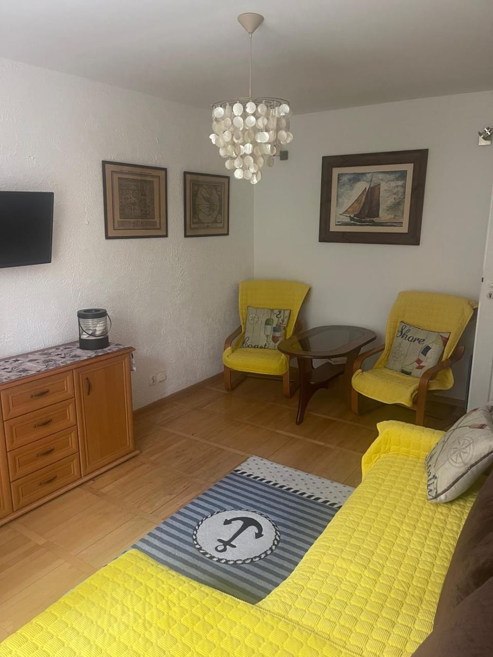 Living room, Bedroom