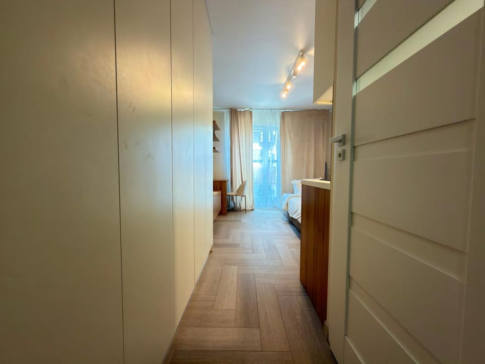 Photo of the whole room, wardrobe