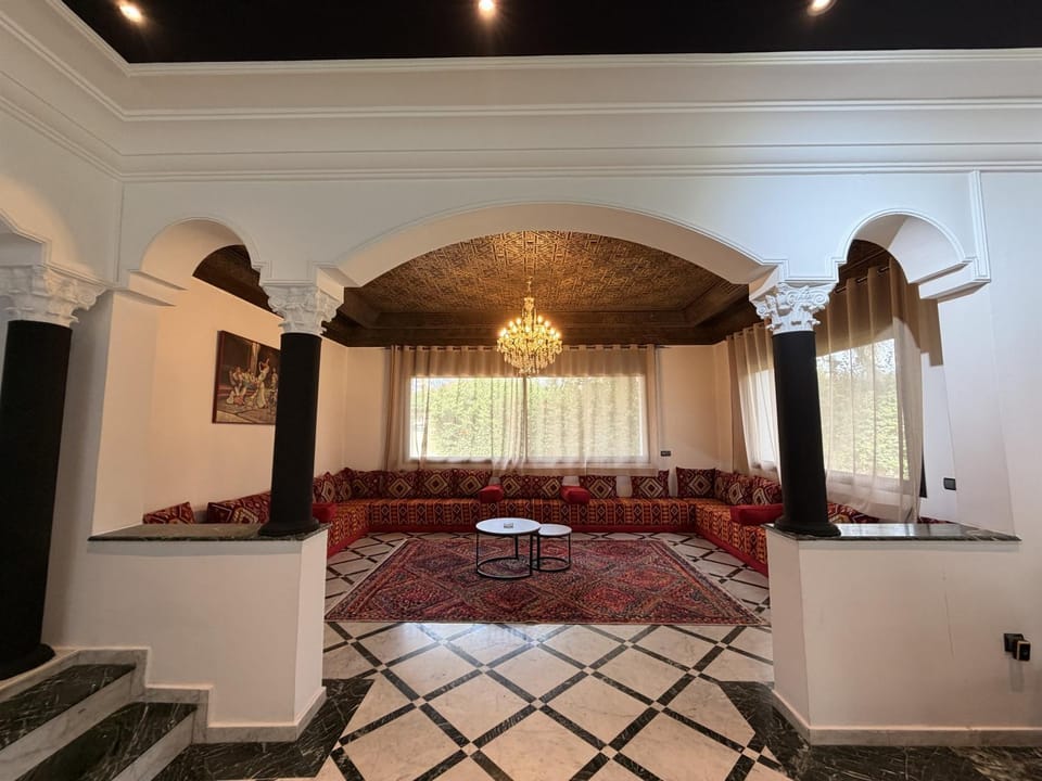 Seating area