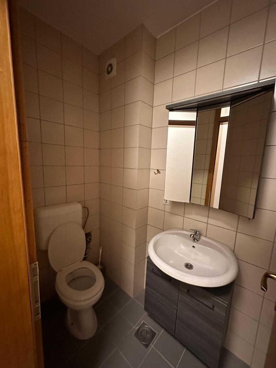 Large 3-Bedroom Stay in Prishtina Apartment in Europe