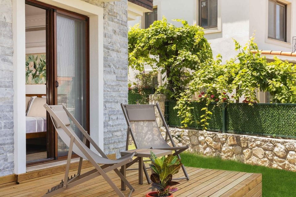 Patio, Balcony/Terrace