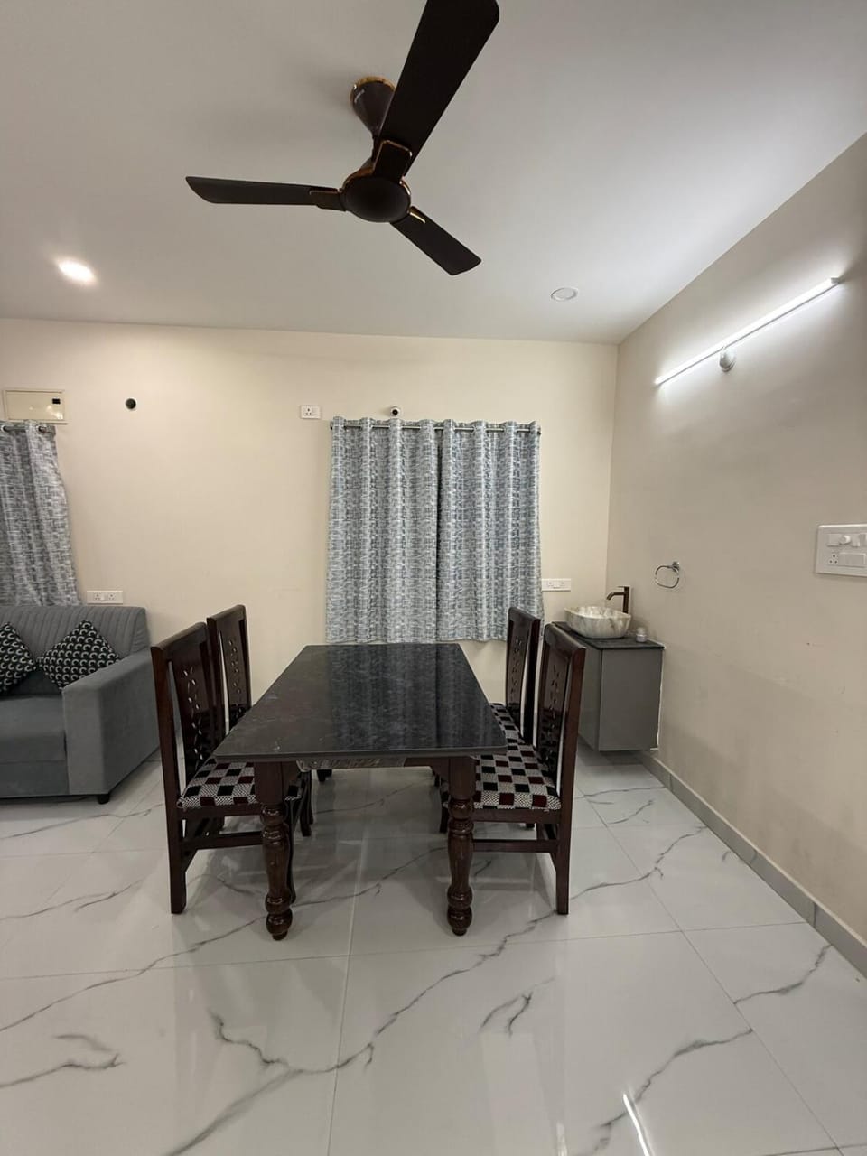 Slice of Paradise Madhapur 2BHK HitechCity OG Stays Apartment in Hyderabad