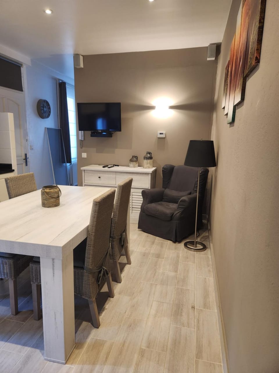 Seating area