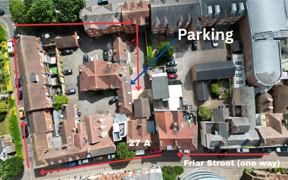 A Spacious Stay in the Heart of the City Apartment in Worcester