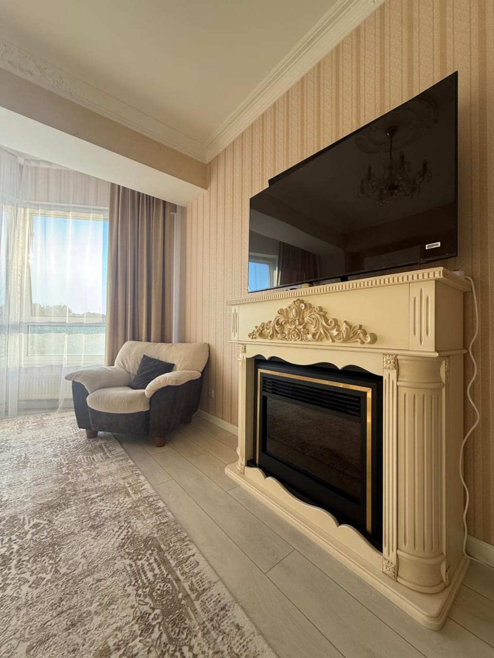 Communal lounge/ TV room, TV and multimedia, Living room, Seating area