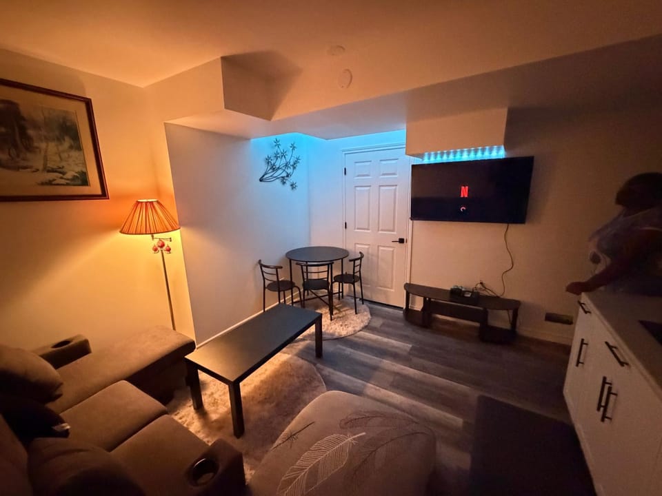 Seating area, Evening entertainment