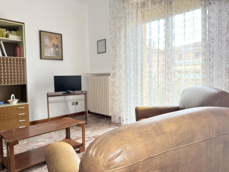 SE274 - Marotta, ampio quadrilocale con posto auto Apartment in Marotta