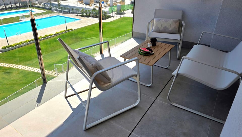 View (from property/room), Balcony/Terrace, Swimming pool